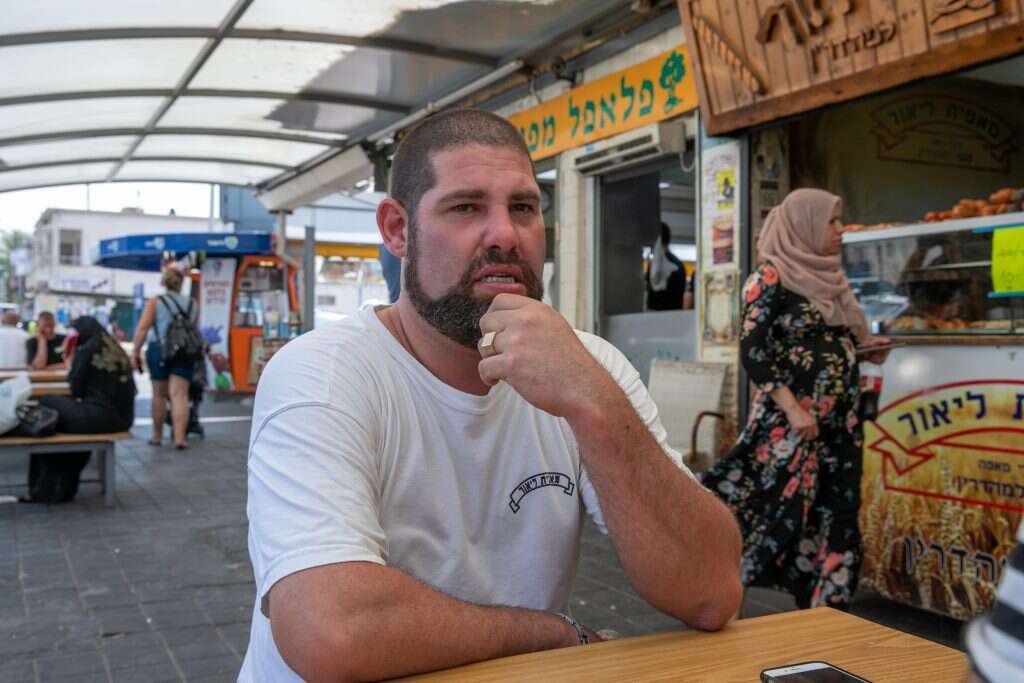 ניר שטרנליב. | יוסי אלוני