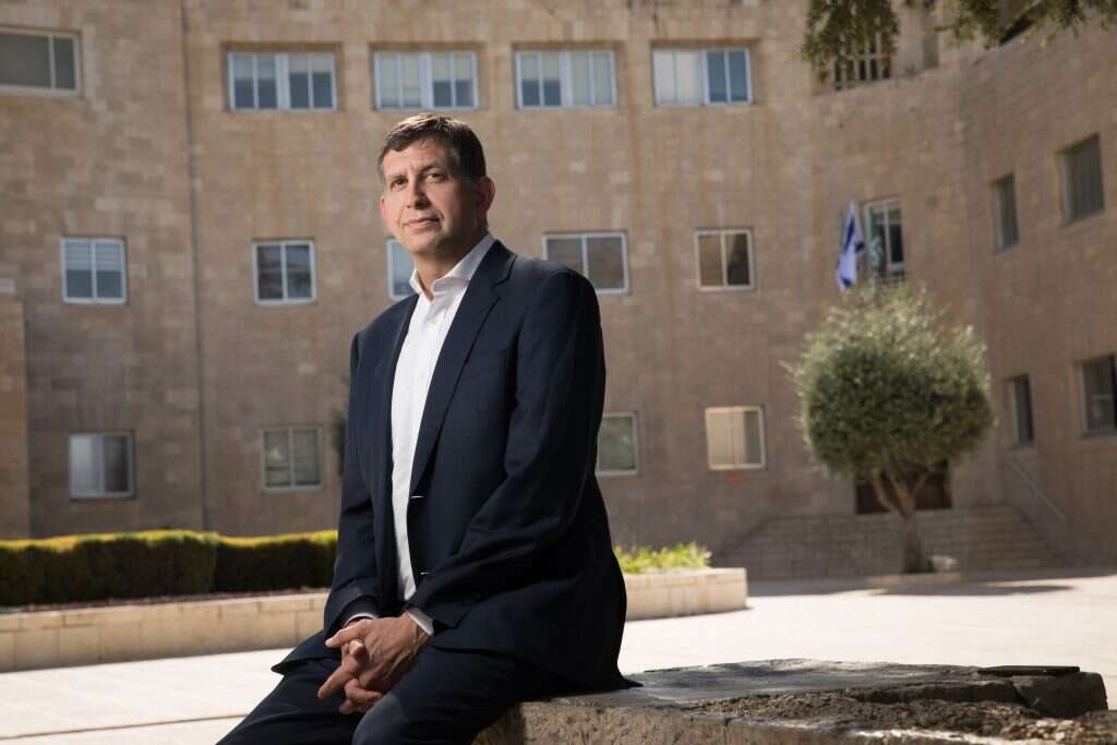 סם גרונדוורג. | הדס פרוש, פלאש 90