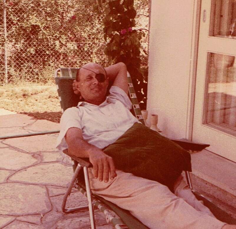 "האמת שניסחו בני משפחה אחרים קיבלה בסדרה יותר ביטוי מהאמת של יעל דיין" מתוך "דיין, המשפחה הראשונה". | באדיבות יס