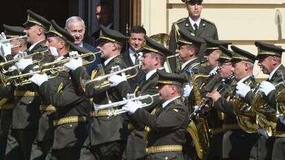 קבלת הפנים לנתניהו בארמון הנשיאות בקייב, השבוע. | AFP קבלת הפנים לנתניהו בארמון הנשיאות בקייב, השבוע. | AFP