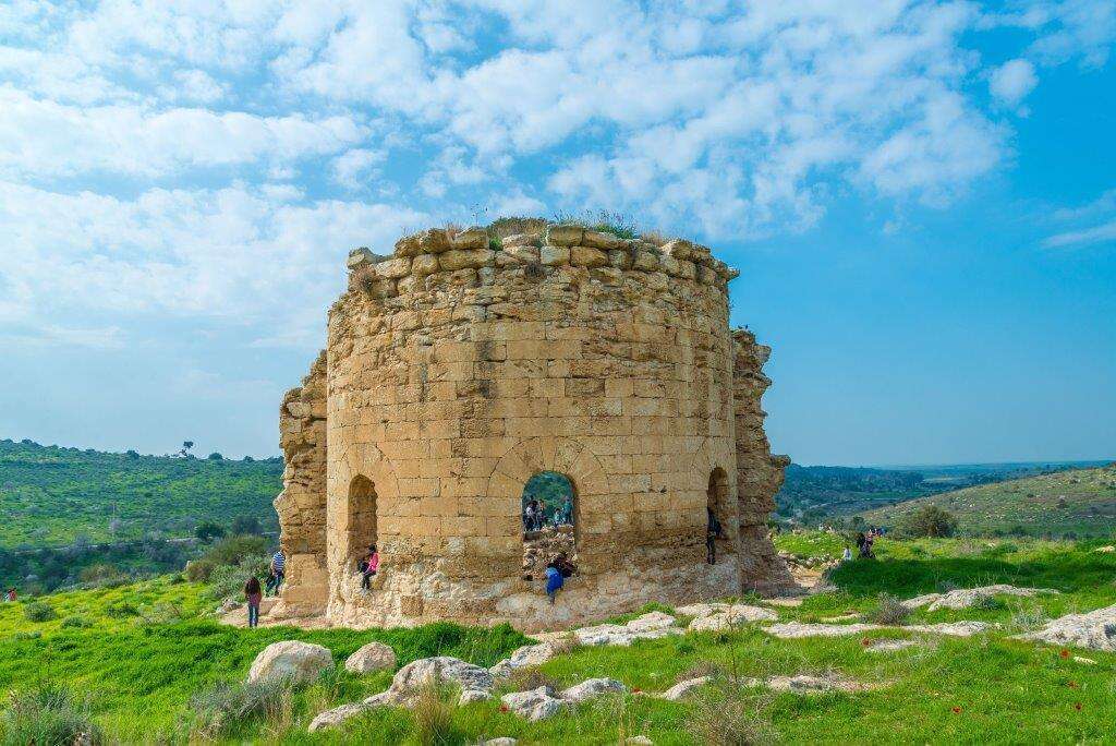 בית גוברין. | מנו גרינשפן