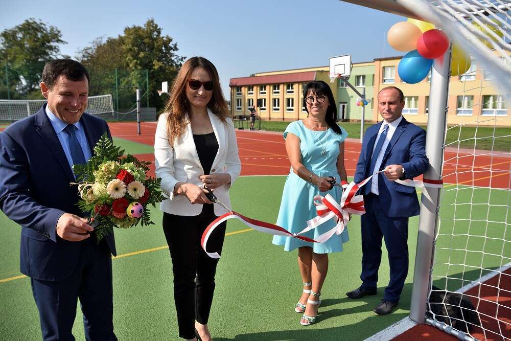 ממשיכים כרגיל. חנוכת מגרש המשחקים בקלימונטוב. | מאיר בולקה - J-nerations