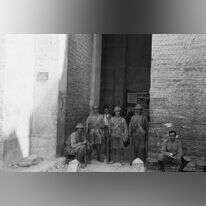 שער שכם חסום בימי המאורעות, אוגוסט 1929. | ספריית הקונגרס האמריקני שער שכם חסום בימי המאורעות, אוגוסט 1929. | ספריית הקונגרס האמריקני