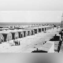 צריפים מתקופת המעפילים והמחנות בקפריסין ב 1948. | Bettmann Archive, גטי אימג'ס