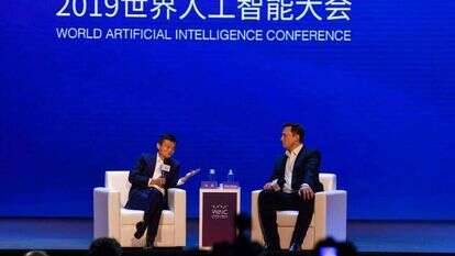 אילון מאסק וג'ק מא בשנגחאי, בסוף השבוע. | AFP אילון מאסק וג'ק מא בשנגחאי, בסוף השבוע. | AFP