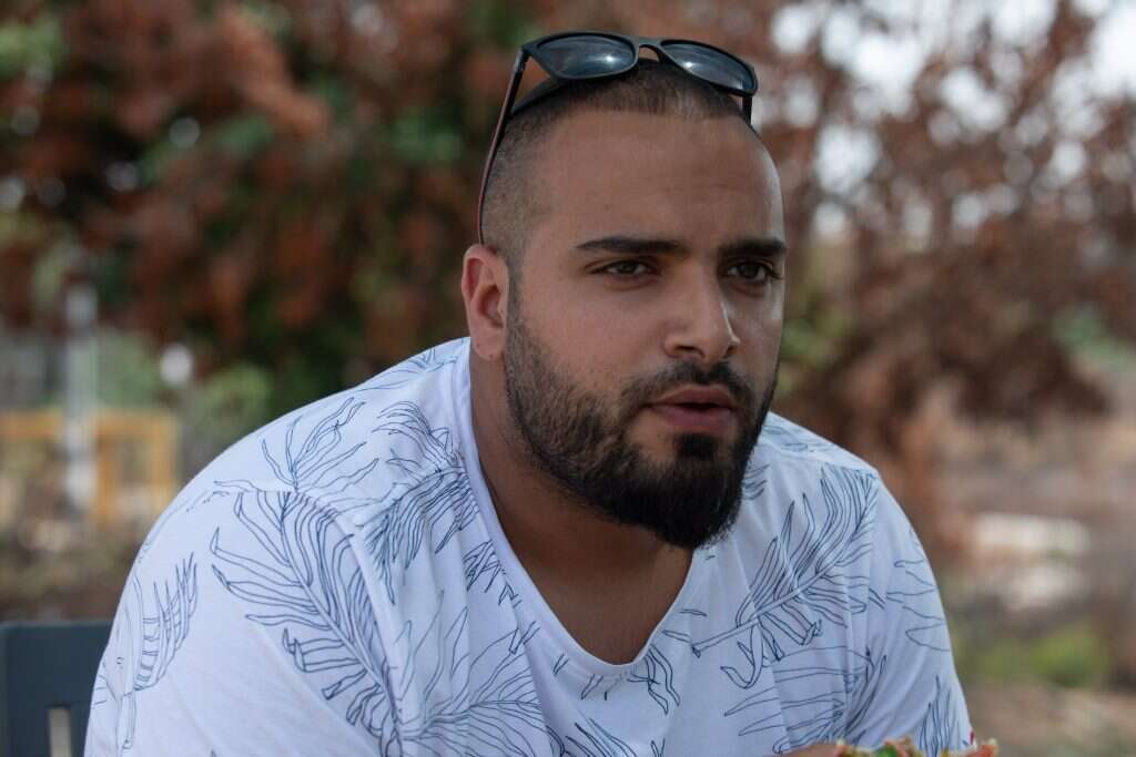 עמנואל סקעת. | יוסי אלוני