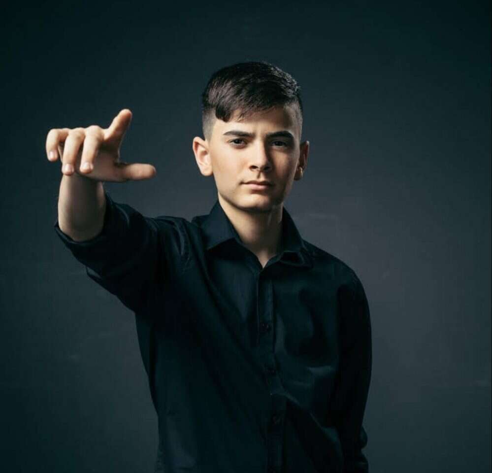 נבו אבוטבול. | מיכה לובטון נבו אבוטבול. | מיכה לובטון