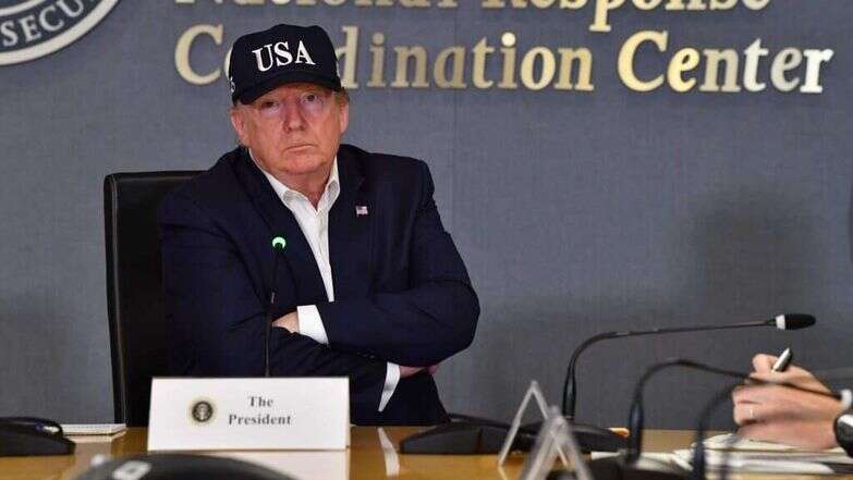 טראמפ במסיבת עיתונאים בנושא הסופה. | AFP