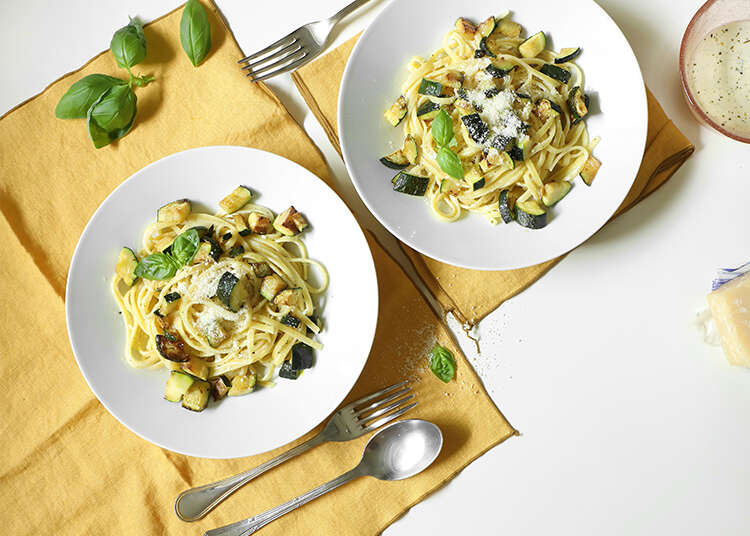 פסטה ברוטב פרמזן וזוקיני. | אפרת ליכטנשטט פסטה ברוטב פרמזן וזוקיני. | אפרת ליכטנשטט