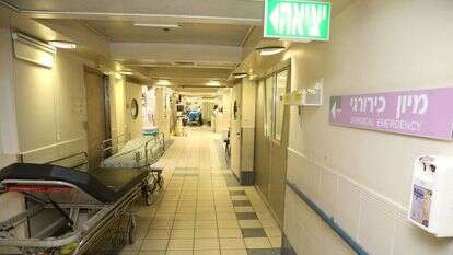 מסדרון באיכילוב. | יהושע יוסף