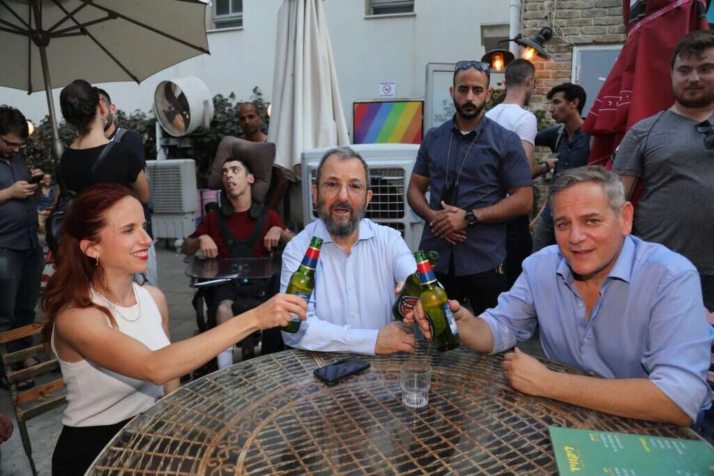 ניתן הורוביץ, אהוד ברק וסתיו שפיר, המחנה הדמוקרטי. | גדעון מרקוביץ