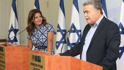 עמיר פרץ ואורלי לוי-אבקסיס. | גדעון מרקוביץ