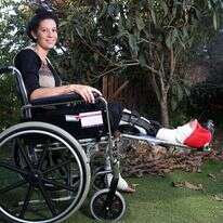 נעם נביס בחצר ביתה. | מרים צחי