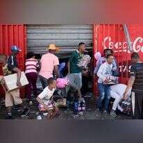 ביזת חנויות של מהגרים ביוהנסבורג | AFP