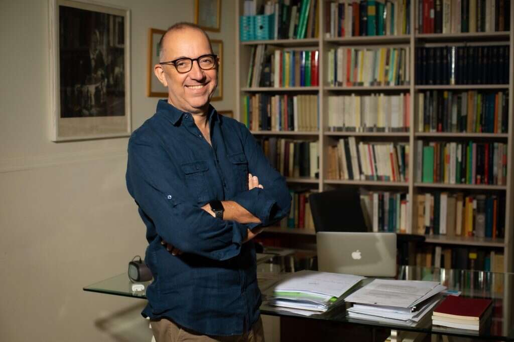 ד"ר ערן רולניק. | אריק סולטן