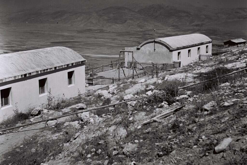 קיבוץ מנרה. | קלוגר זלוטן, לע"מ