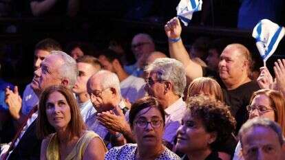 כנס בחירות של מפלגת כחול לבן. למצולמים אין קשר לכתבה. | AFP