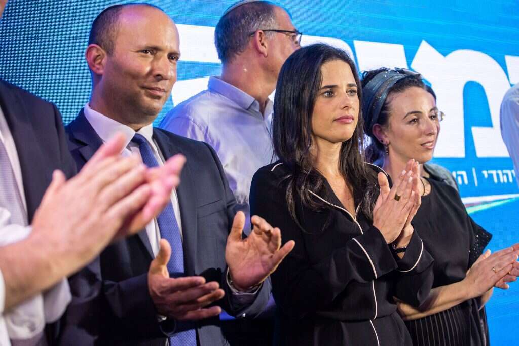 מטה ימינה לאחר תוצאות המדגמים. | אבישג שאר-ישוב