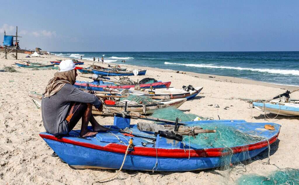 "יש ברצועה יותר מאלף, חלקן משמשות לניסיונות פיגוע". ש סירות דיג בעזה. | AFP "יש ברצועה יותר מאלף, חלקן משמשות לניסיונות פיגוע". ש סירות דיג בעזה. | AFP