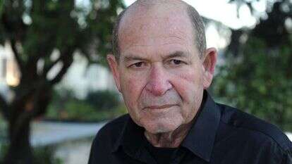 יואל מרשק. | ראובן קסטרו יואל מרשק. | ראובן קסטרו