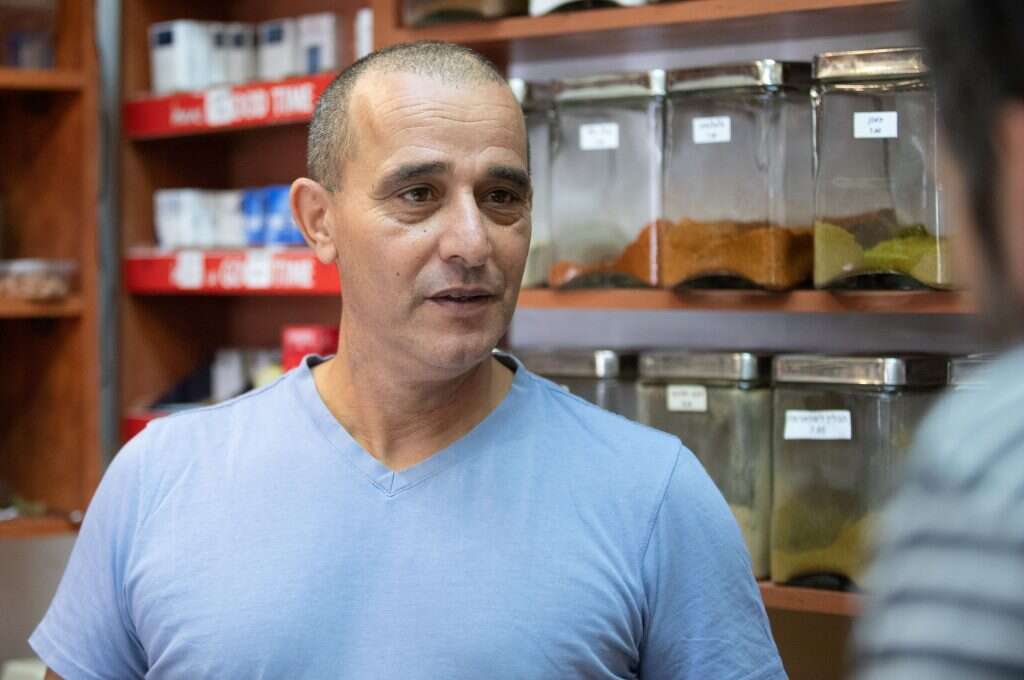 יוסי נדב. | יוסי אלוני