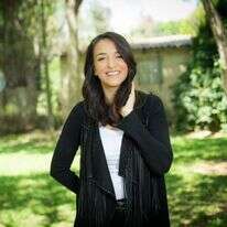 לוסי אהריש. | אריק סולטן