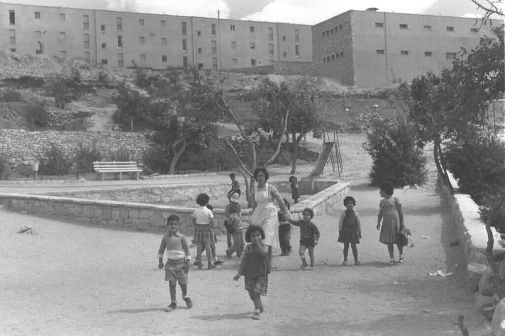 ילדים בבית מזמיל, 1959. | משה פרידן, לע"מ