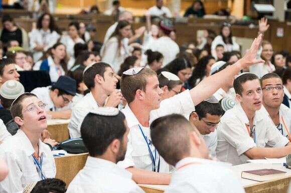תנועות הנוער בסכנה. ועידת בני עקיבא. | צבי אפשטיין תנועות הנוער בסכנה. ועידת בני עקיבא. | צבי אפשטיין
