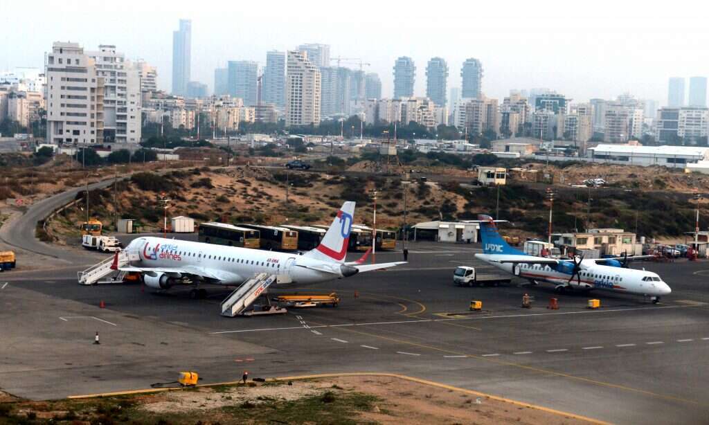 נמל התעופה שדה דב. | חיים צח, לע"מ נמל התעופה שדה דב. | חיים צח, לע"מ