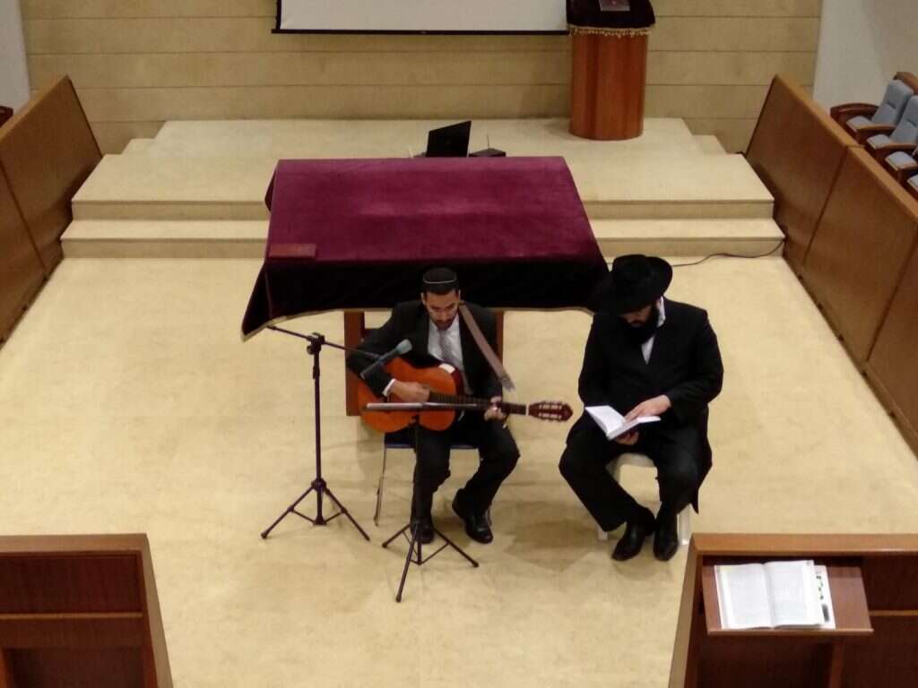 ניגוני סליחות. | באדיבות: מכון שטראוס עמיאל, רשת אור תורה סטון ניגוני סליחות. | באדיבות: מכון שטראוס עמיאל, רשת אור תורה סטון