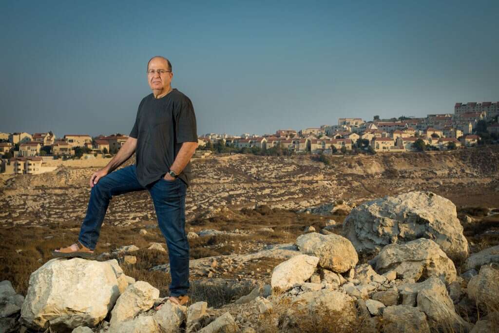 בוגי יעלון. | אריק סולטן בוגי יעלון. | אריק סולטן