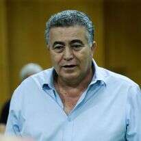 עמיר פרץ. | אורן בן חקון