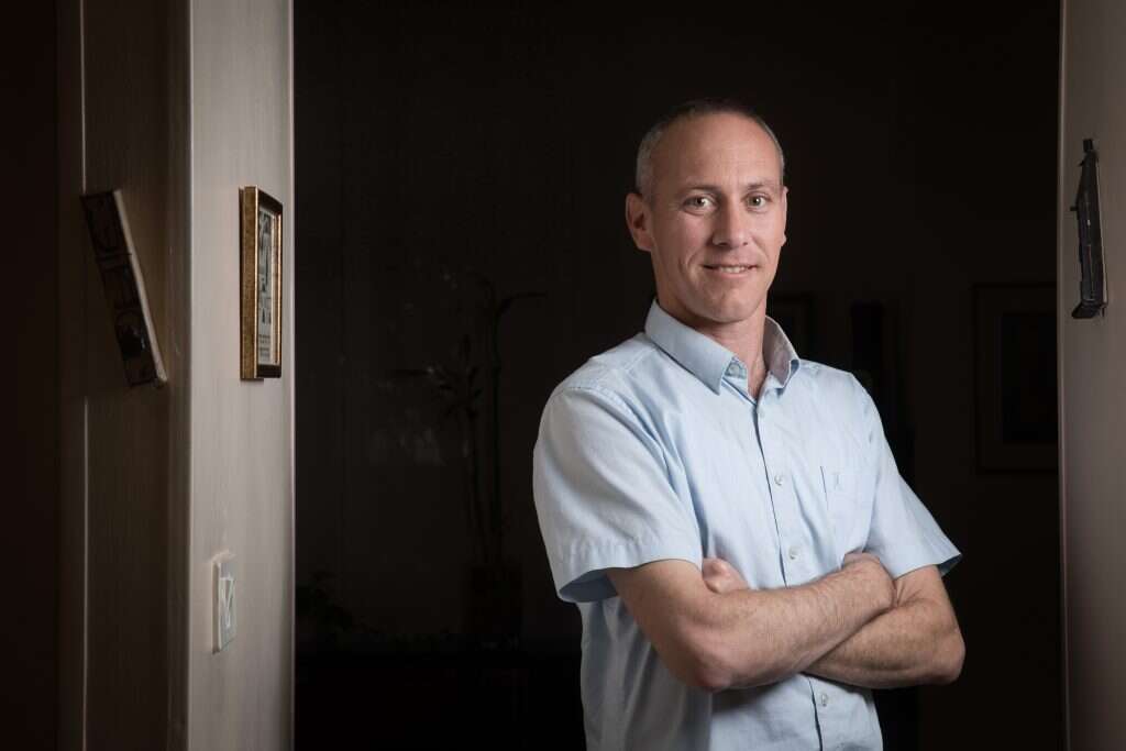 חילי טרופר. | הדס פרוש, פלאש 90