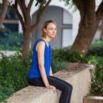 נטלי סמסון. | אבישג שאר-ישוב