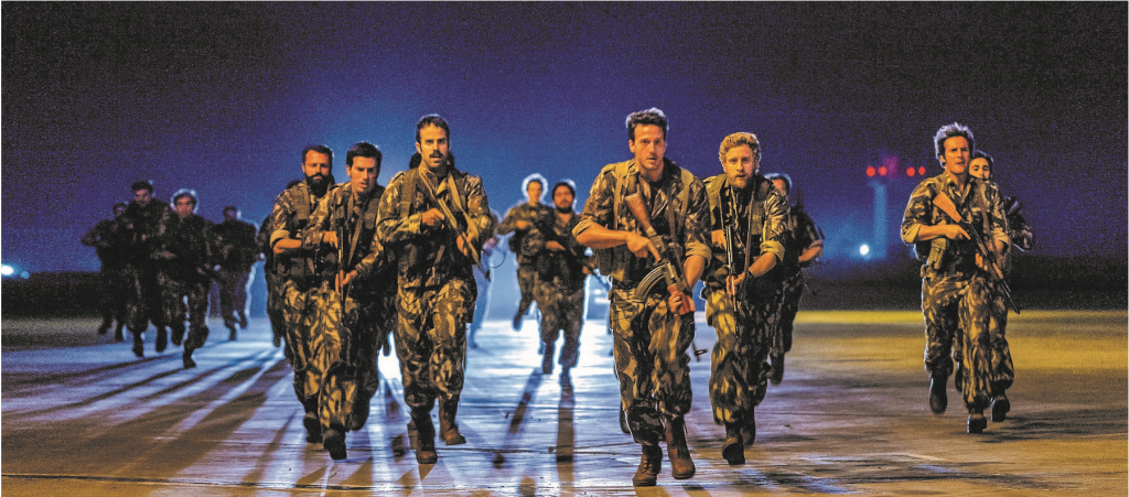 מציג את החוטפים כדמויות מורכבות. מתוך הסרט " 7 ימים באנטבה". | יח"צ