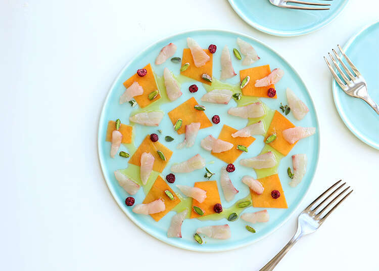 קרפצ'ו דלעת מוחמצת עם אינטיאס ופיסטוקים. | אפרת ליכטנשטט קרפצ'ו דלעת מוחמצת עם אינטיאס ופיסטוקים. | אפרת ליכטנשטט