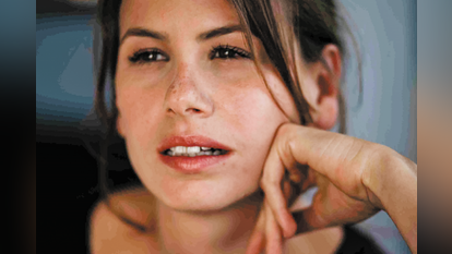 כתיבה בוטחת וסגנון ייחודי. אדוה בולה. | דביר כחלון כתיבה בוטחת וסגנון ייחודי. אדוה בולה. | דביר כחלון