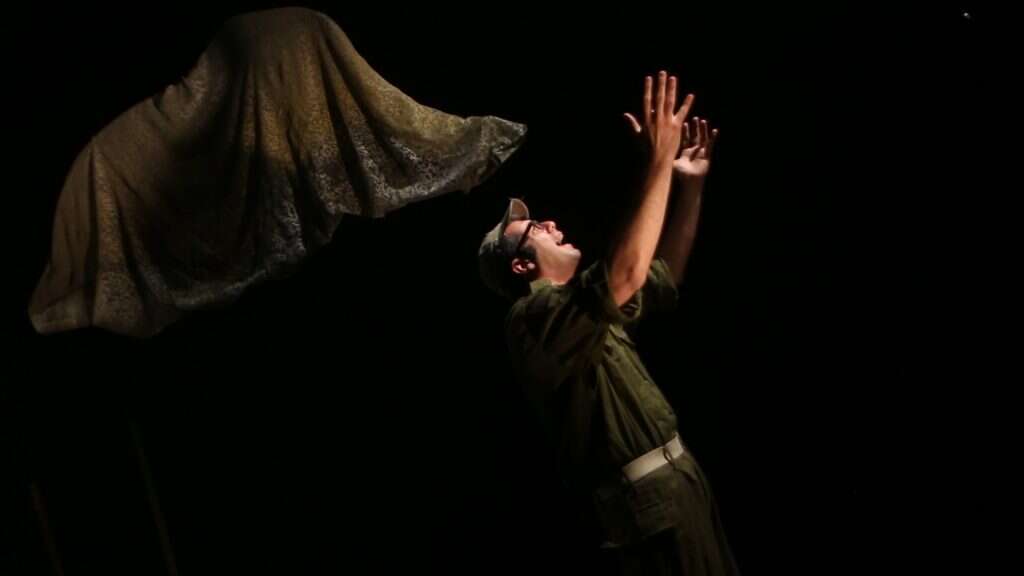 מתוך ההצגה. | באדיבות תיאטרון פסיק