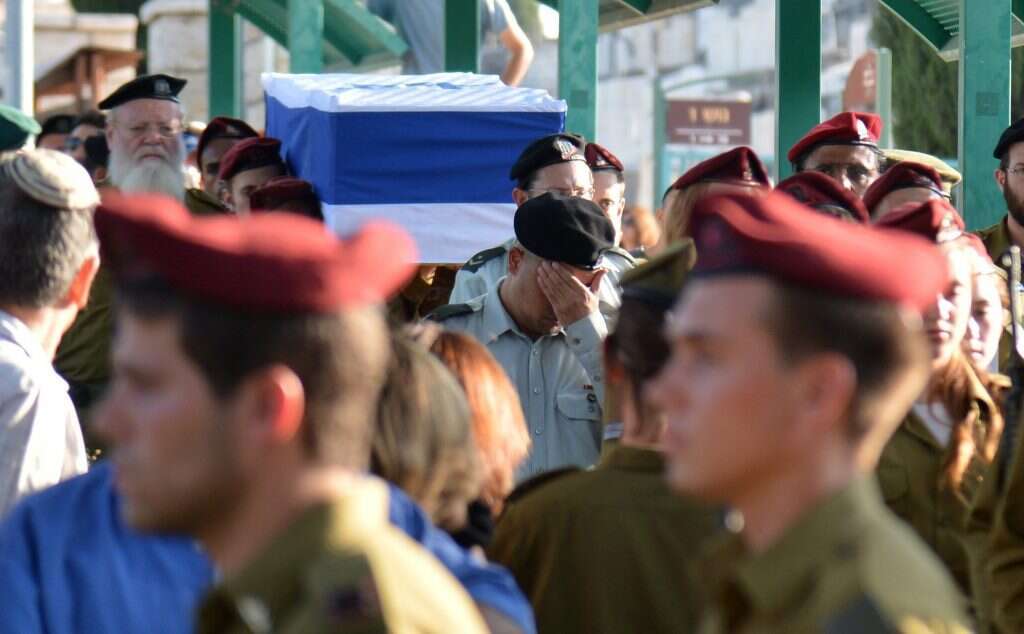 להם". הלווייתו של סמ"ר מתן גוטליב. | יוסי זליגר להם". הלווייתו של סמ"ר מתן גוטליב. | יוסי זליגר