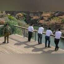 נתן, אברהם, יצחק ושמחה. | יוסי אלוני