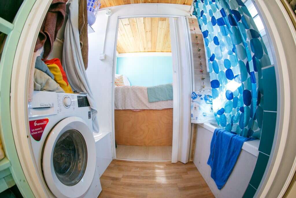 לירון מולדובן