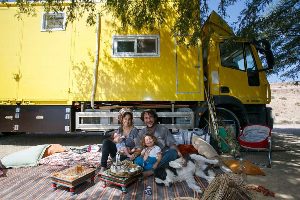 משפחת סלוין. | לירון מולדובן