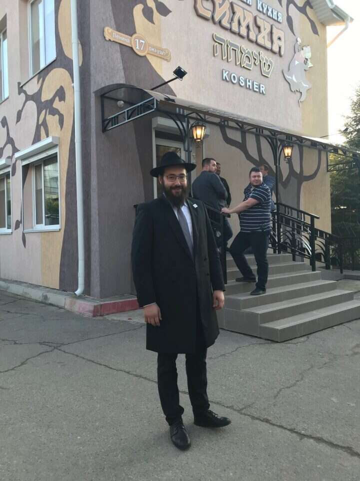 הרב אלי ריס. | אריאל שנבל