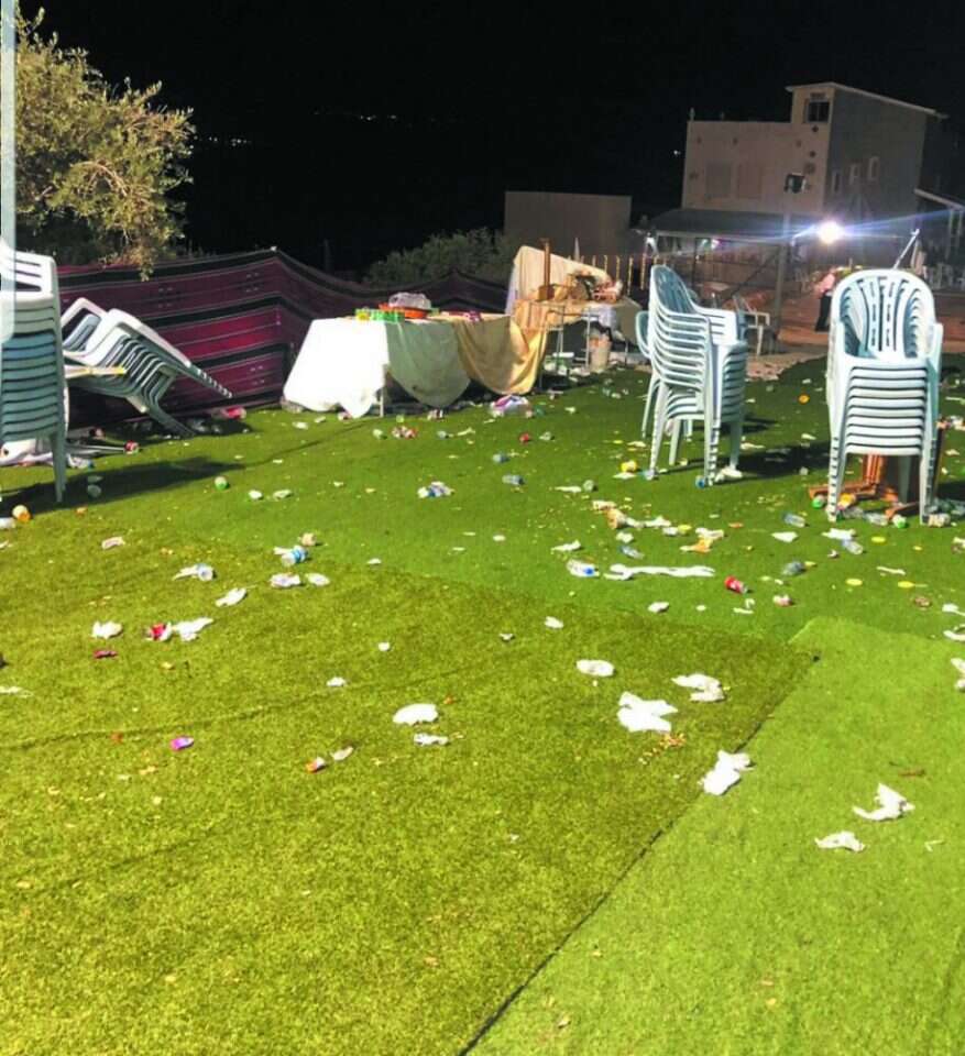 "אפשר לעשות הרבה בלי עזרת המשטרה". זירת רצח של גבר ואישה בחתונה בבסמת־טבעון, בחודש ספטמבר. | דוברות המשטרה