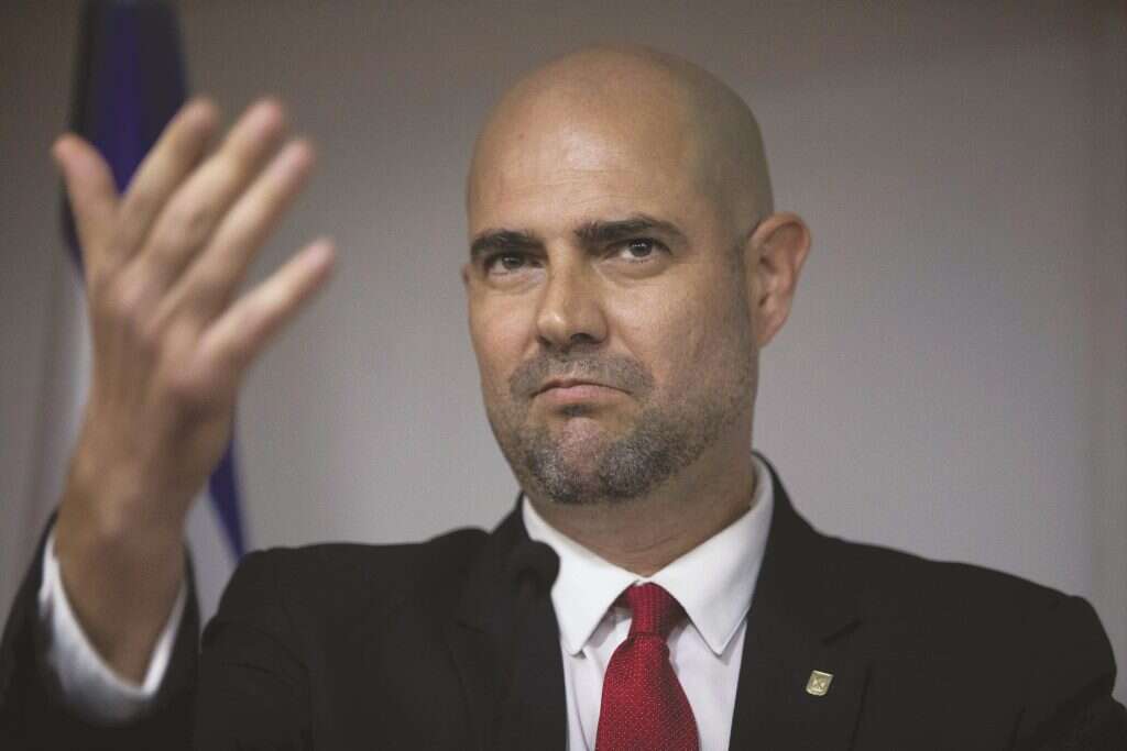 אוחנה במסיבת העיתונאים. | יונתן זינדל, פלאש 90