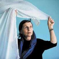 מרים צחי. | רינה קסטלנובו־הולנדר