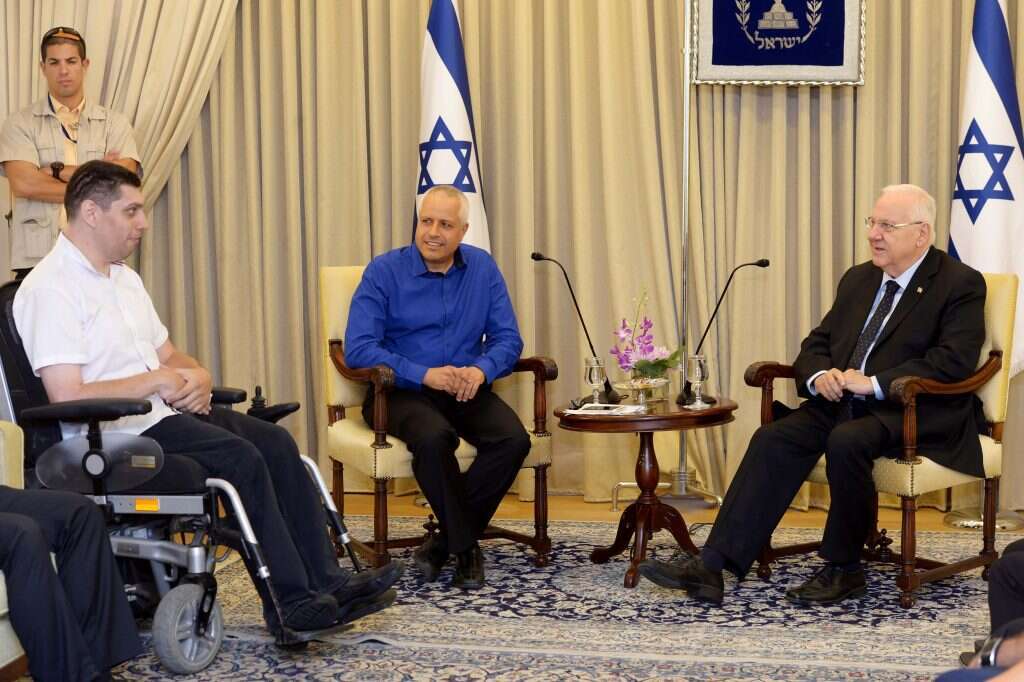 נציגי עמותת סיכוי שווה בבית הנשיא. | מארק ניימן, לע"מ