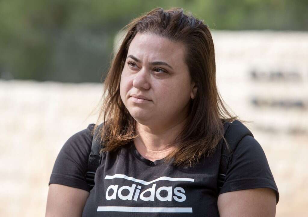 אלה חייט. | יוסי אלוני