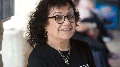 מיקי. | יוסי אלוני