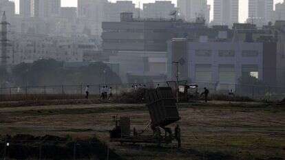 סוללת כיפת ברזל באשדוד. | EPA